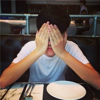 暖男型帅哥气质头像图片