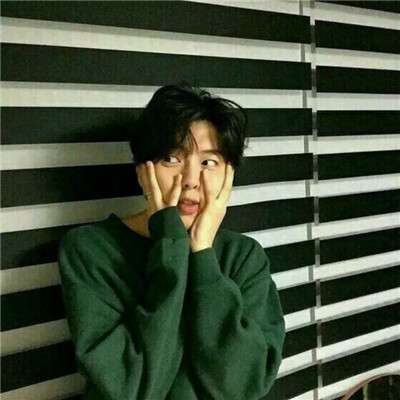 清新帅气小哥哥头像高清大图