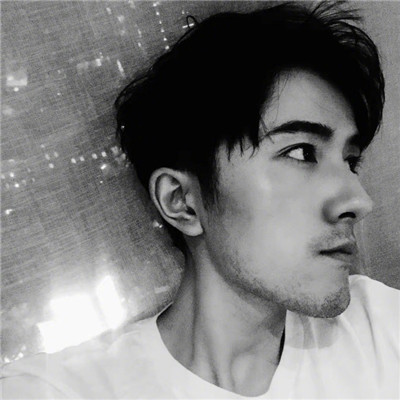 男生快手个性头像伤感孤独