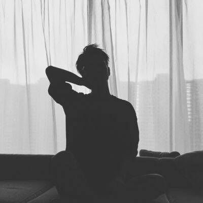 qq头像男生酷帅黑白头像