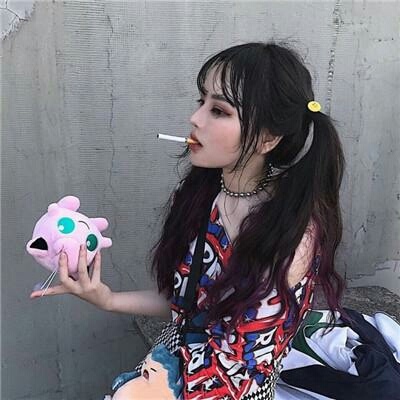 非主流个性头像超拽女