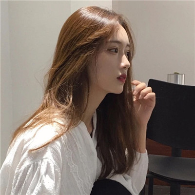 个性美女性感女生头像陌陌头像