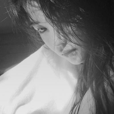 伤感黑白女生yy头像个性唯美