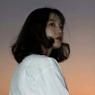 女生伤感绝望头像窒息的痛