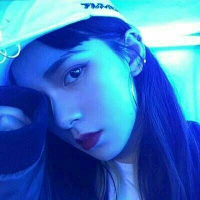 帅气冷酷女生头像最新