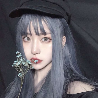 冷色系女生唯美头像