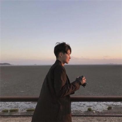 男背影欧美头像