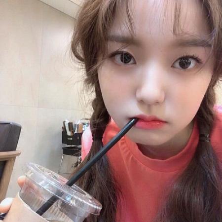 qq头像可爱女生