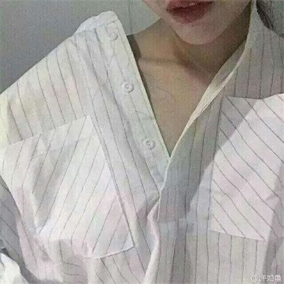 快手专用锁骨女生头像不露脸图片