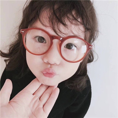 超级可爱古灵精怪的小孩子头像