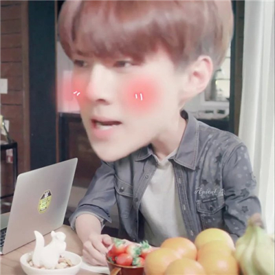 exo吴世勋大头照可爱头像最新