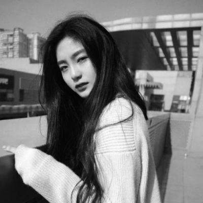 个性头像女生气质高冷黑白最新