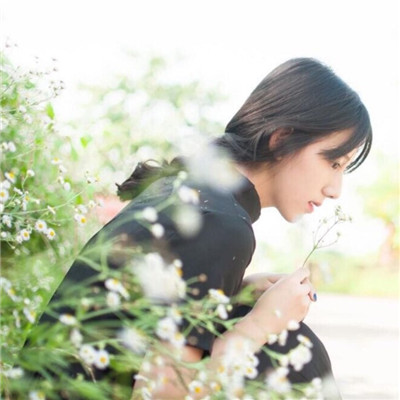 最新版女生唯美有意境背影头像