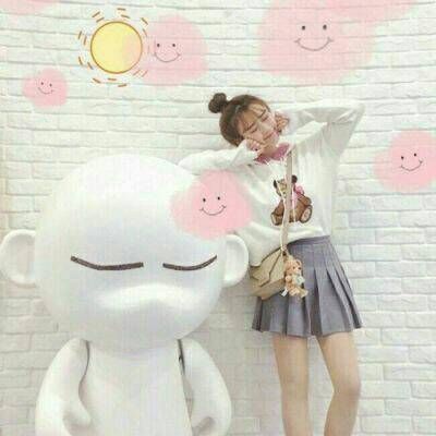 qq两姐妹头像一人一张酷的