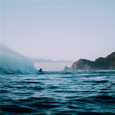 波濤洶湧的大海風景頭像