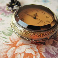 唯美系复古钟表qq头像图片