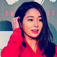 韩国女演员李珉廷靓丽头像