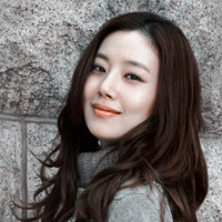 韩国女演员文彩元头像