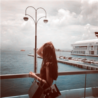 浪漫及腰长发阿宝色女生头像