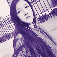 最新休闲写真系妖媚阿宝色女生头像