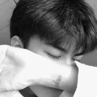 黑白男头像高冷真人