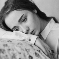 一个人的寂寞颓废个性黑白欧美女生头像