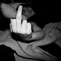 推荐牛b霸气男生黑白伤感头像大全