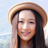 中国青年女演员歌手刘美含可爱qq头像