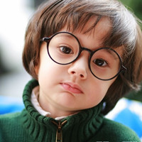 小大人可爱的小男孩小女孩戴眼镜的小孩头像精选