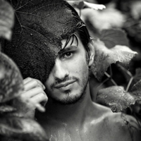 伤感一点的超拽欧美帅哥头像图片