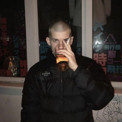 冷酷超拽的欧美男生头像霸气成熟图片