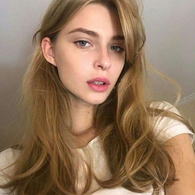 欧美时尚女生头像悲伤