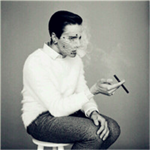 痞帅的男生抽烟头像