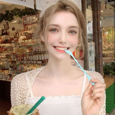 清纯动人的欧美美女头像