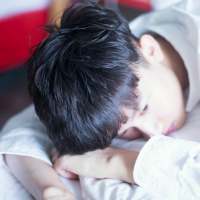 白净的俊脸帅哥头像