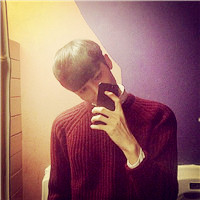 lomo风意境帅哥头像