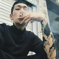 纹身抽烟头像男图片