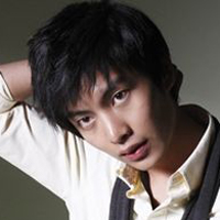 李民基帅气qq头像