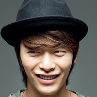 李民基帅气qq头像