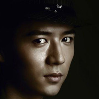 中国内地新生代男演员魏千翔帅气头像图片