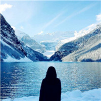 意境背影女生头像