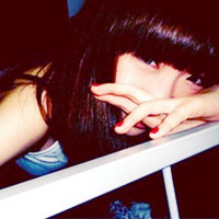 女生捂嘴头像小清新