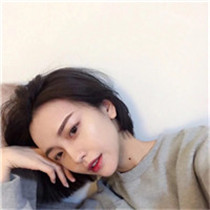 短发女生头像高冷