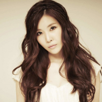 韩国女明星姜敏京头像