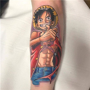 动漫男生纹身头像