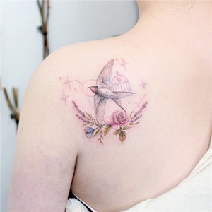 适合小女生的12种纹身头像