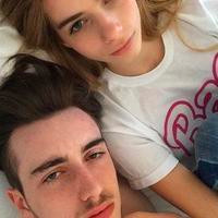 很有激情的欧美情侣接吻头像,情侣头像图片