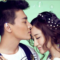 俩人甜蜜又恩爱十分抢眼甜蜜的一对明星情侣qq头像大全