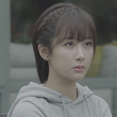 佟年韩商言情侣头像