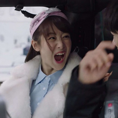 佟年韩商言情侣头像